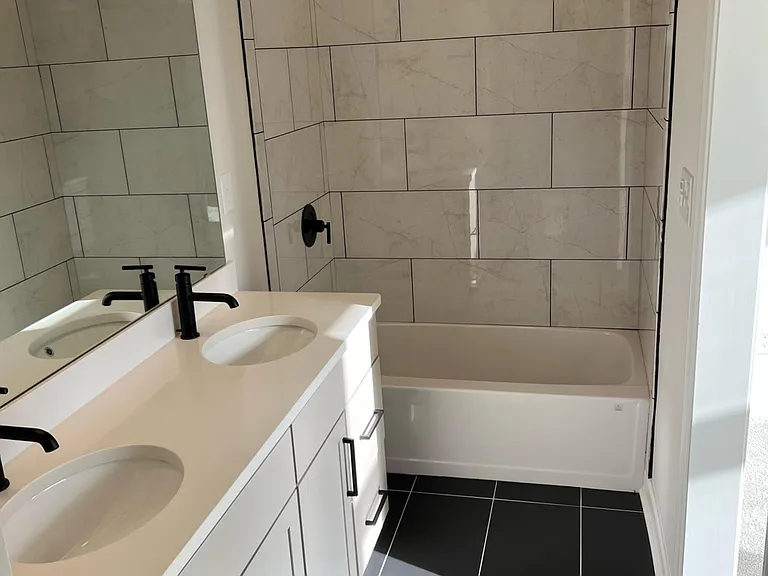 2304 Fulton Rd #10 — Photo 9