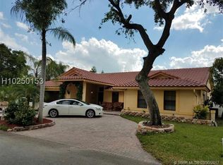 581 SW 101st Ter, Plantation, FL 33324