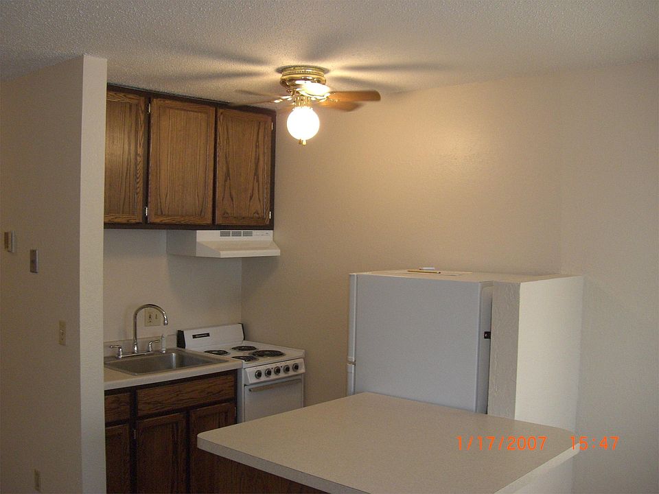 1st image of 1905 Wilson Ave APT 213