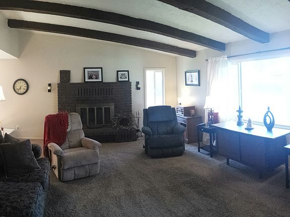 2nd image of 2128 Malibu Dr
