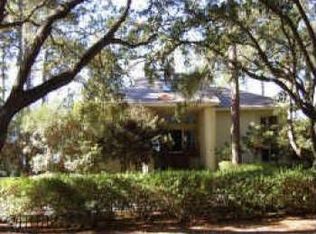 1 Nautilas Rd, Hilton Head Island, SC 29928