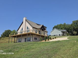 37 Lakeview Dr, Summertown, TN 38483