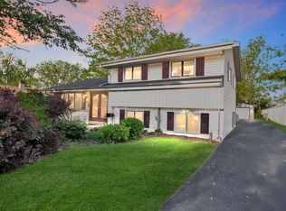 6029 Osage Ave, Downers Grove, IL 60516