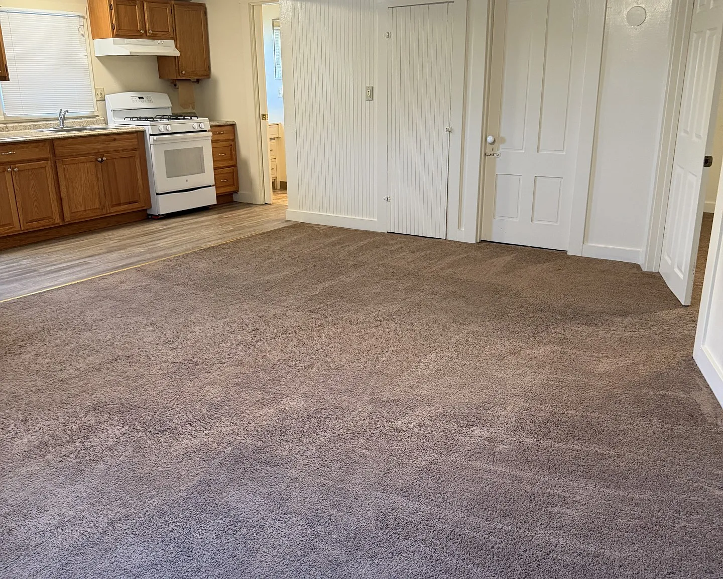 1 bed, 800 sqft, $2,200 — Photo 3