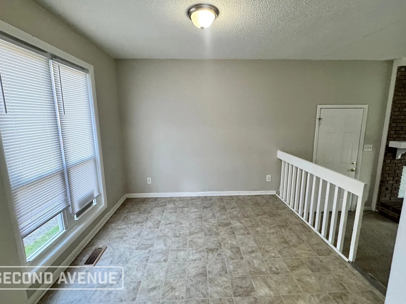 3 bed, 2.0 bath, 1250 sqft, $1,450 — Photo 4