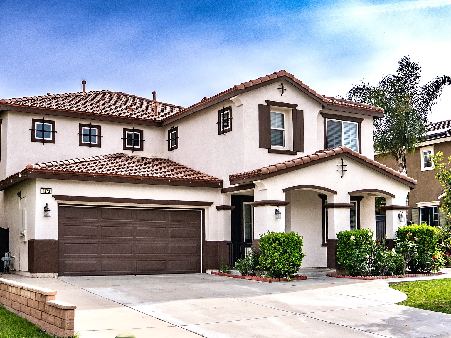 4 bed, 3225 sqft, $3,700 — Photo 2