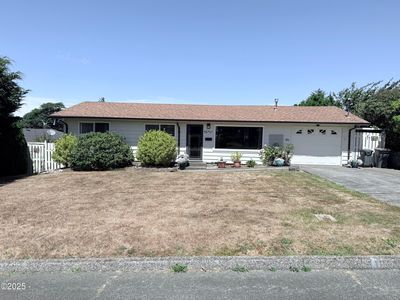 321 NE 4th St, Newport, OR, 97365