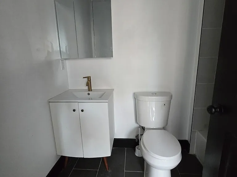 10 Thomas St #3E — Photo 2