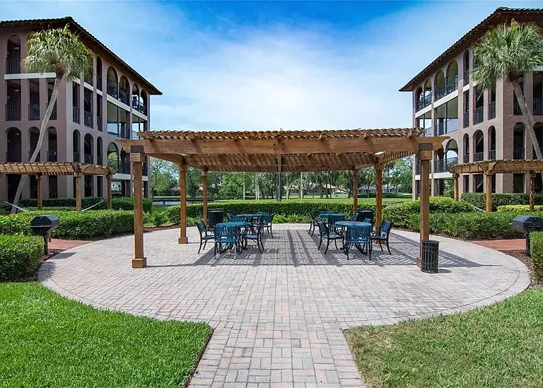 6100 Gulfport Blvd S #317 — Photo 17