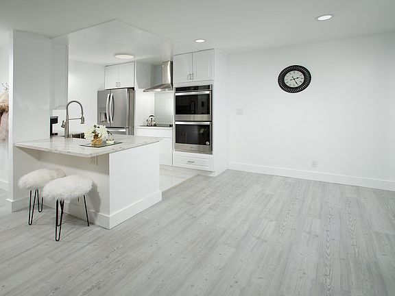 5th image of 28947 Thousand Oaks Blvd Unit 105