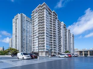 18071 Biscayne Blvd APT 402, Aventura, FL