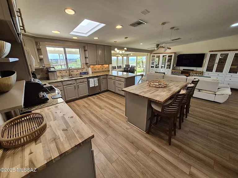 5665 E Camino Del Celador — Photo 14