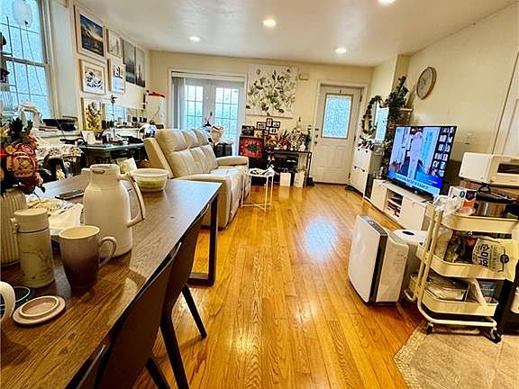 2nd image of 1517 70th St #2B
