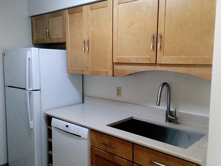1534 Lincoln Way #104 — Photo 2