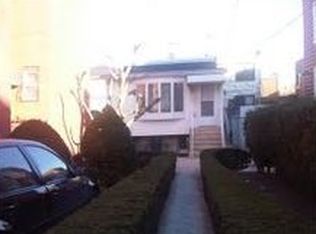 2565 W 16th St, Brooklyn, NY 11214