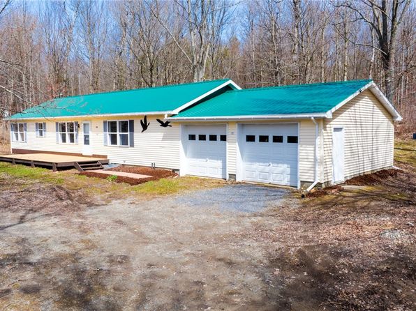 148 Sears Pond Rd, Sherburne, NY 13460
