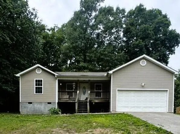 4061 Village Dr, Cohutta, GA 30710