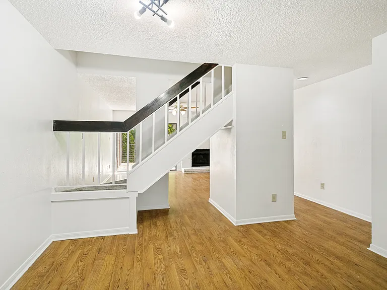 2200 W Park Blvd #3703 — Photo 4