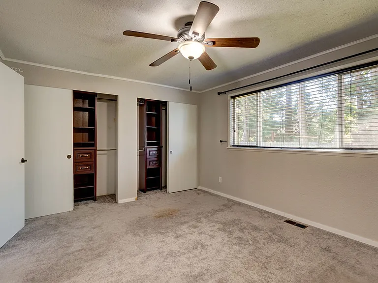 899 SW 13th Ave — Photo 21