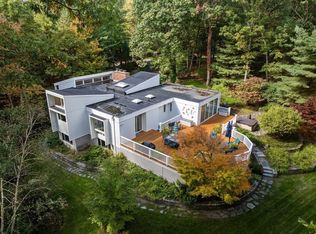 15 Hancock Rd, Weston, MA 02493