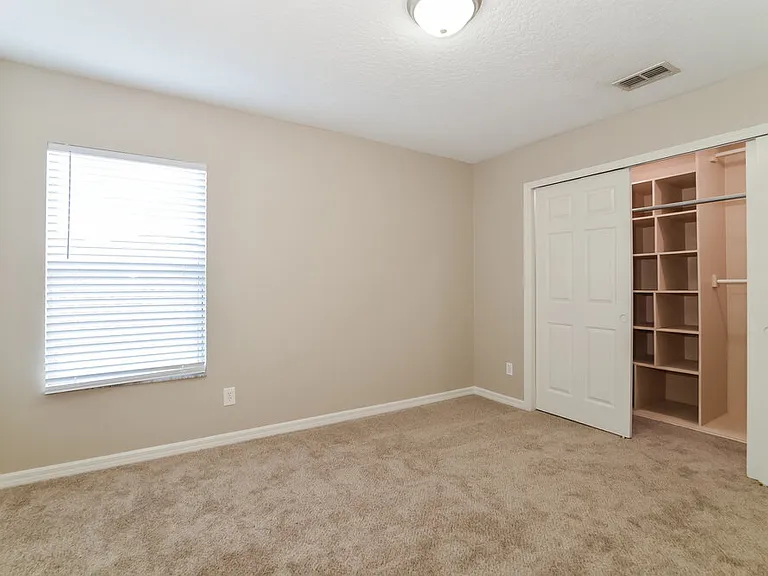 4729 Barbados Loop — Photo 14