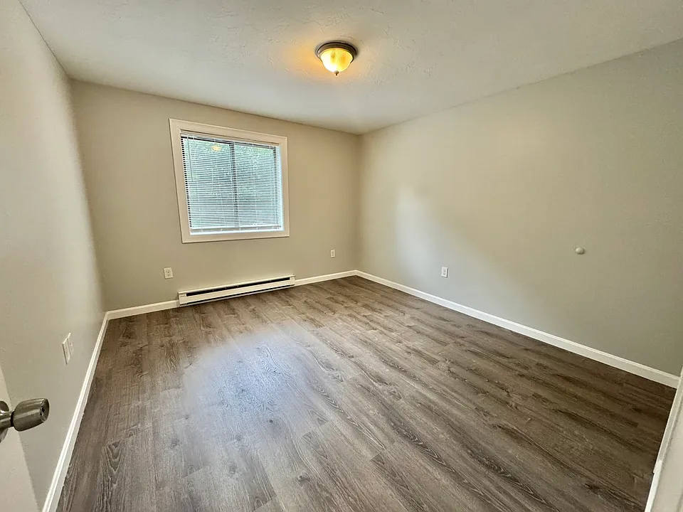 437 Sunderland Roadapt E