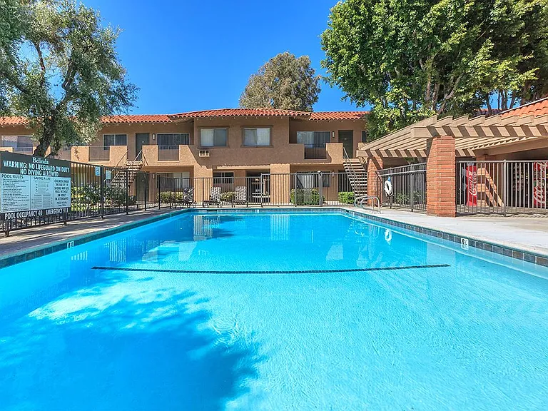 125 Belinda Cir — Photo 2