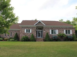 79 Cutting Blvd, Troy, MI 48085