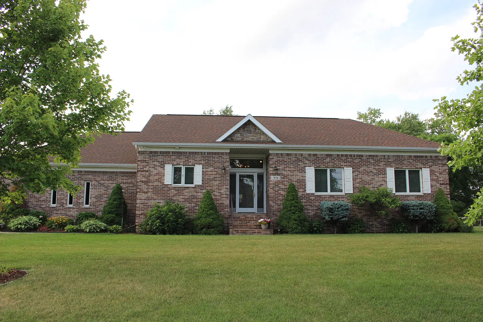 79 Cutting Blvd photo 1