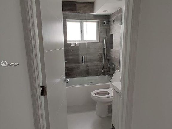 4th image of 3755 NE 167th St APT 22