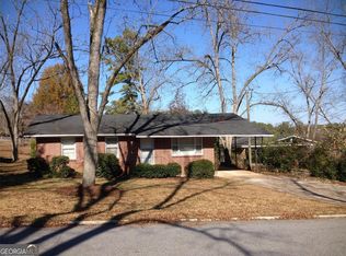 110 S Chilton Cres, Lagrange, GA 30240