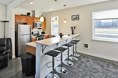 5828 2nd Avenue - 102 — Photo 3