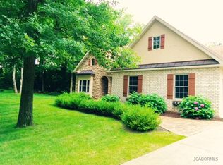2225 Atelier Dr, Jefferson City, MO 65109