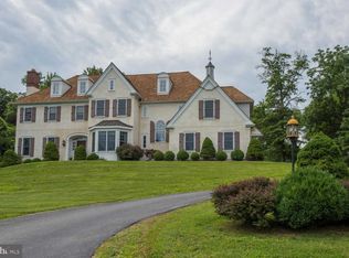 1909 Firethorn Ln, Villanova, PA 19085