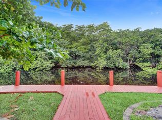 3841 SW 47th Ct, Fort Lauderdale, FL 33312