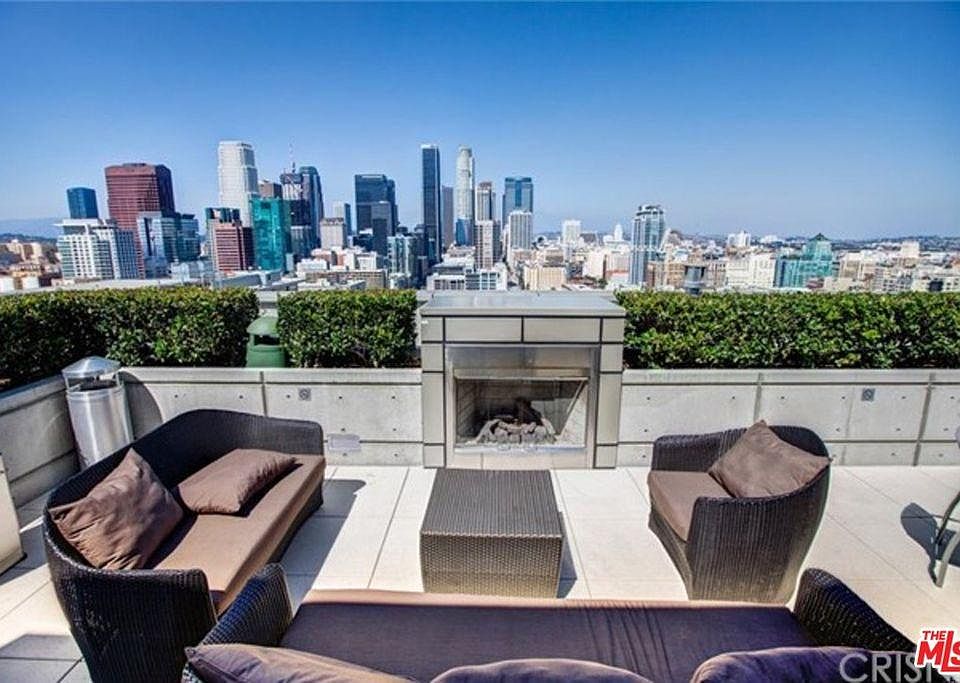 Rooftop - outdoor patio