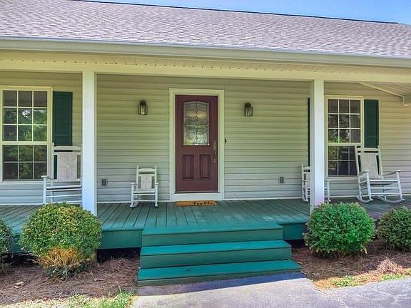 2nd image of 1009 Mohican Ct
