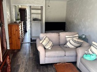 4869 W 133rd St, Hawthorne, CA 90250