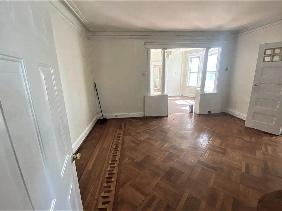 1st image of 13 Hull Ave