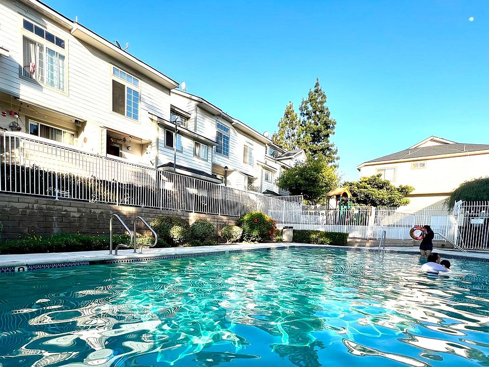 1st image of 11150 Glenoaks Blvd Unit 108