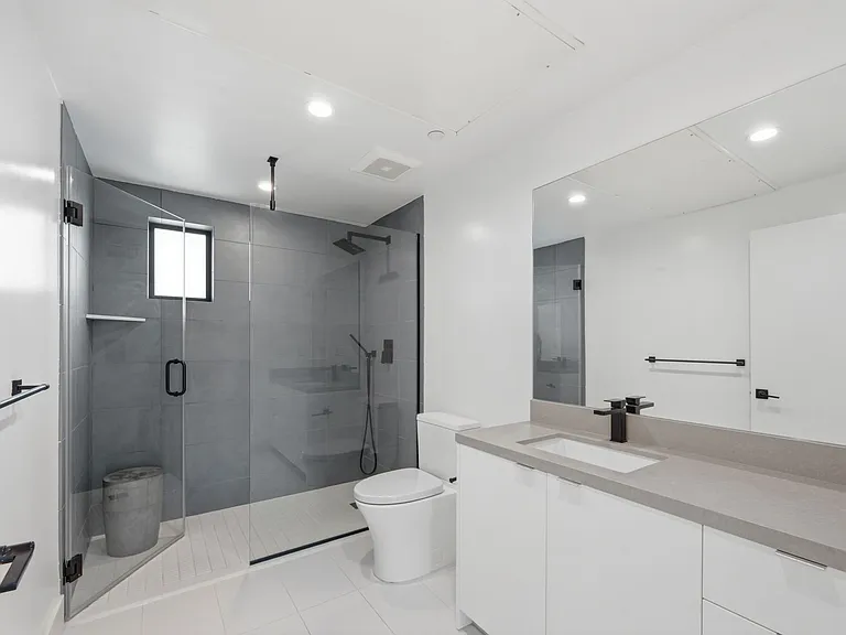 TALA Residences at 829 Larrabee Street — Photo 21