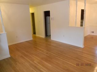 9906 Williamsburg Dr, Upper Marlboro, MD 20772