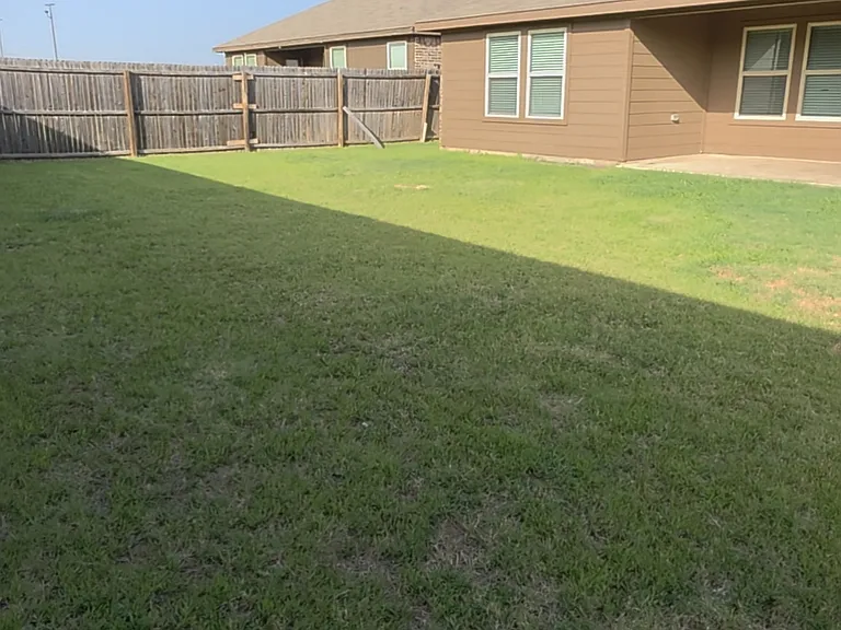 3102 Pembrooke Dr — Photo 18
