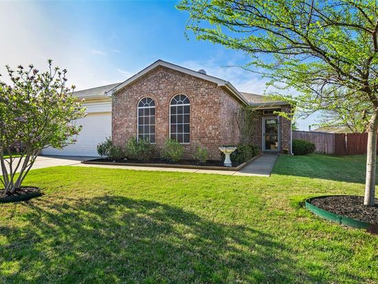 1704 Marble Cove Ln, Denton, TX 76210