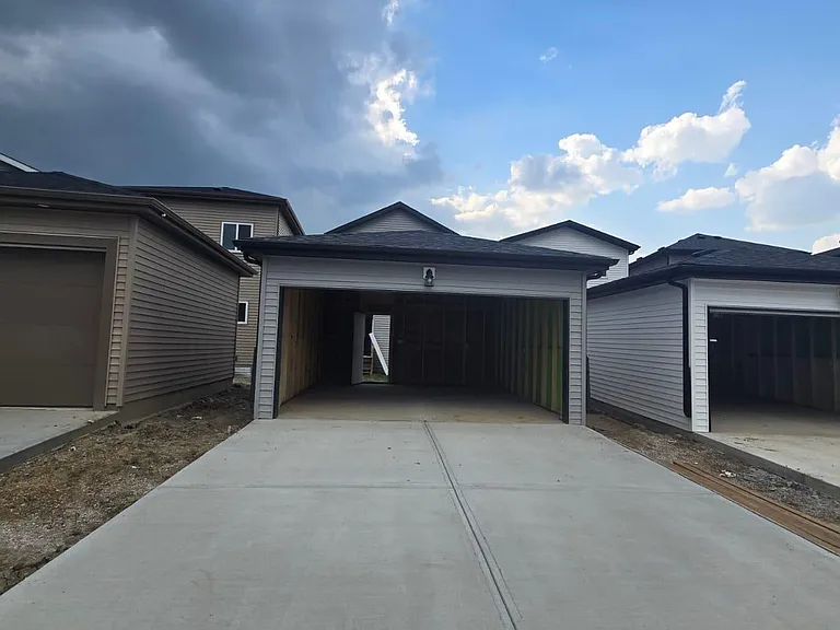 336 Munn Way — Photo 19