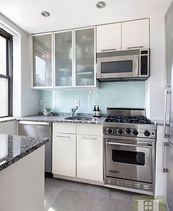 4th image of 101 7th Ave #9J