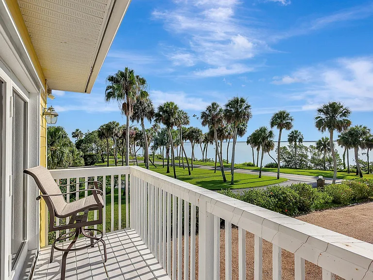 7501 S Indian River Dr — Photo 13