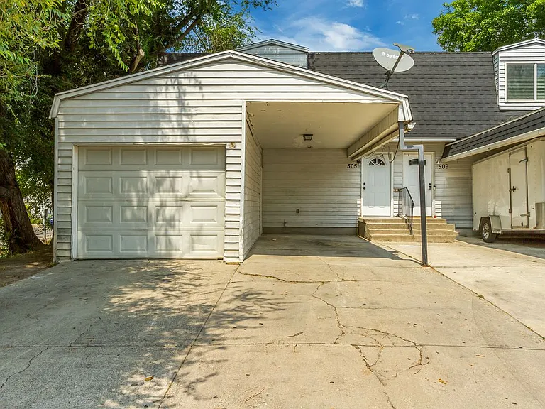 505 E Mansfield Ave — Photo 1