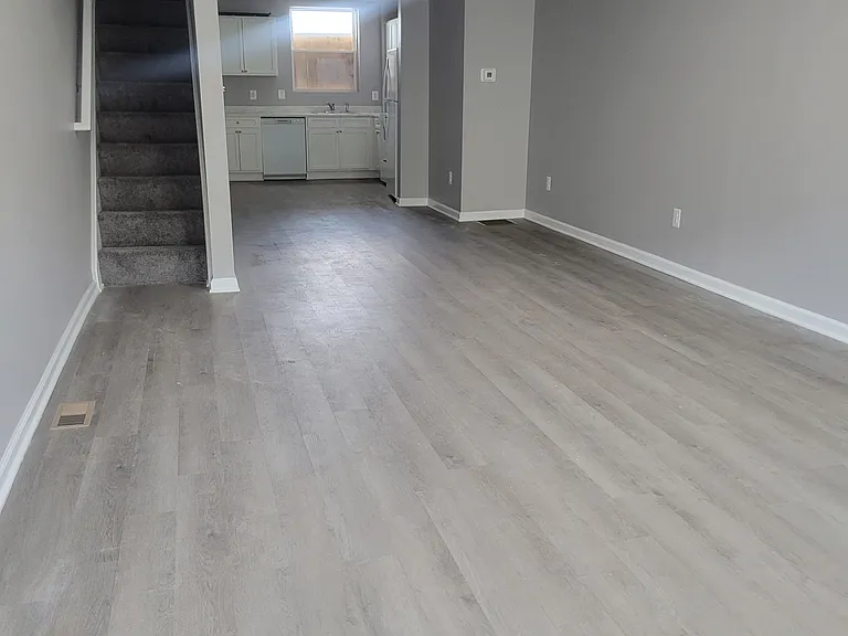 3410 E Fairmount Ave — Photo 4