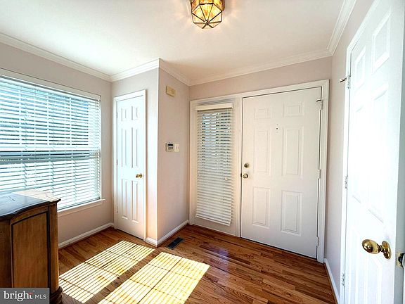 2nd image of 5 Johnsborough Ct
